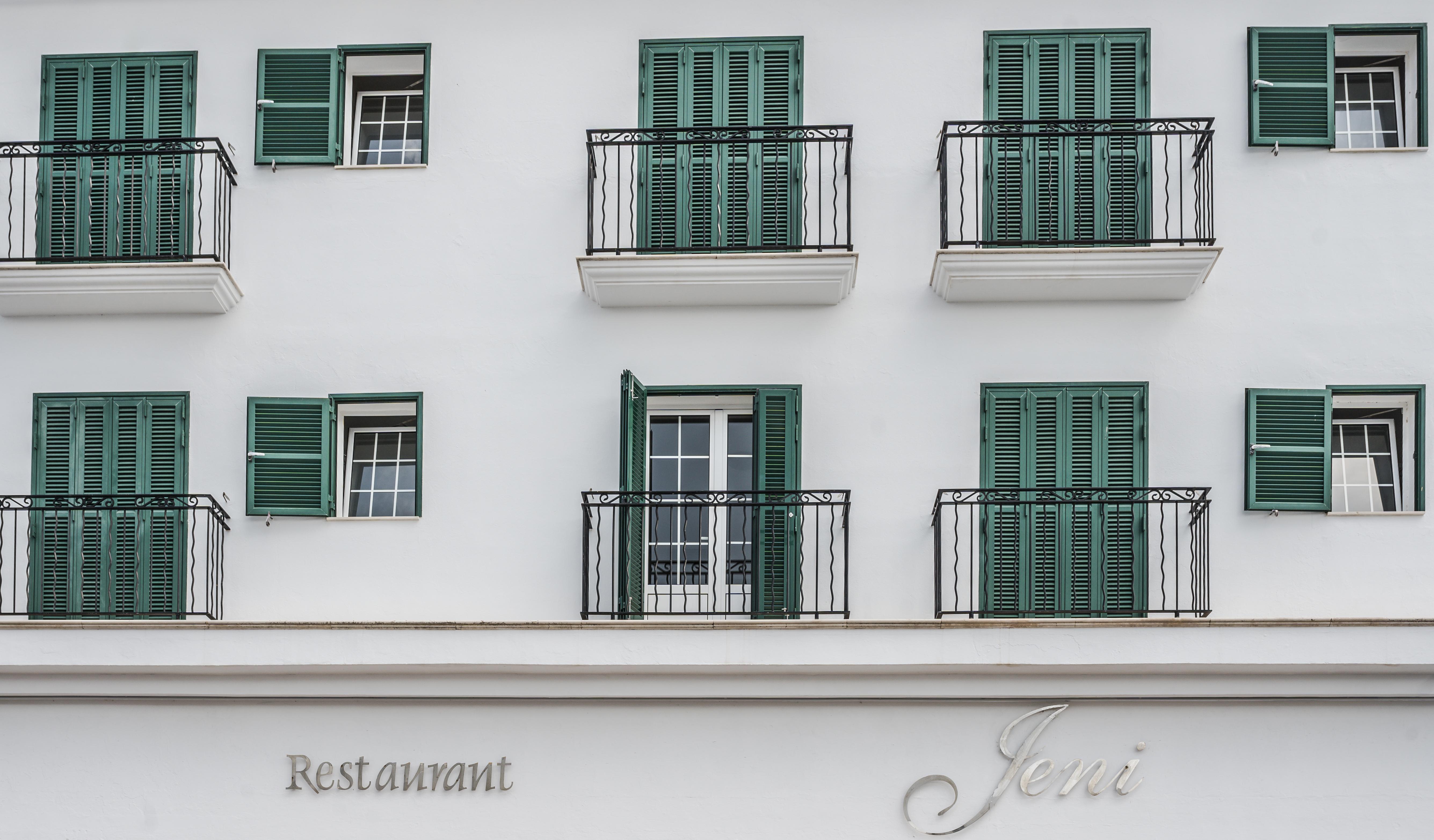 Hotel Jeni & Restaurant Es Mercadal Exterior foto